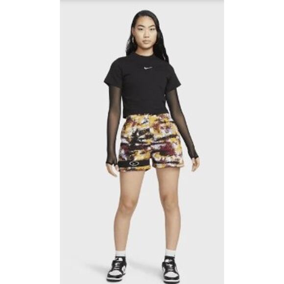 Nike Shorts Women Small Multicolor Fleece Watercolor‎ Activewear Athleisure Soft - Picture 2 of 8